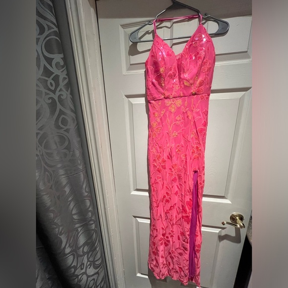 Sequence brand new cocktail or prom fancy dress - Picture 1 of 4